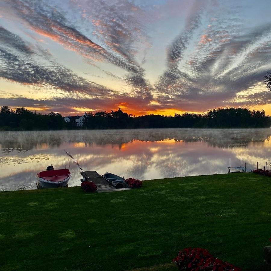 Welcome To The Lake Northwood Esterno foto